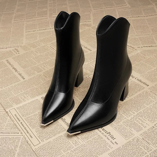 "Tacco Acuto" – Pointed Heel Boots By Enzo Bellari®