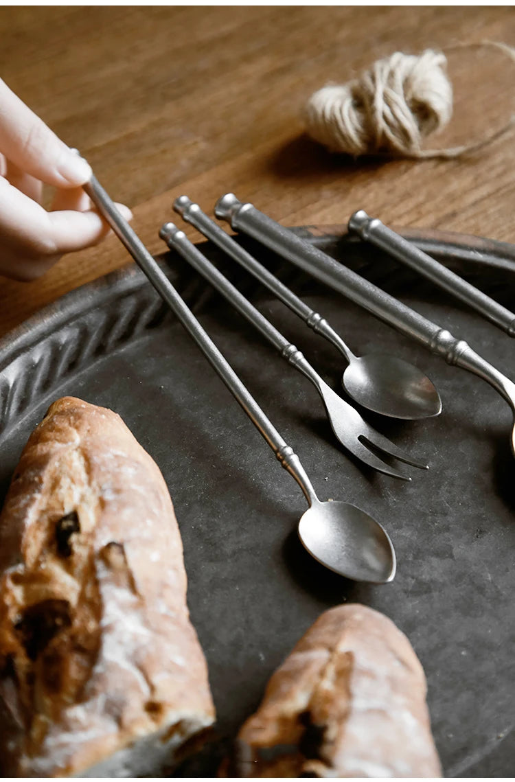 "Acciaio Retrò" – Stainless Flatware Cutlery Set By Enzo Bellari®