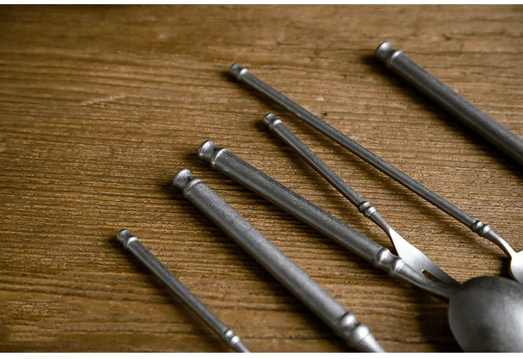 "Acciaio Retrò" – Stainless Flatware Cutlery Set By Enzo Bellari®