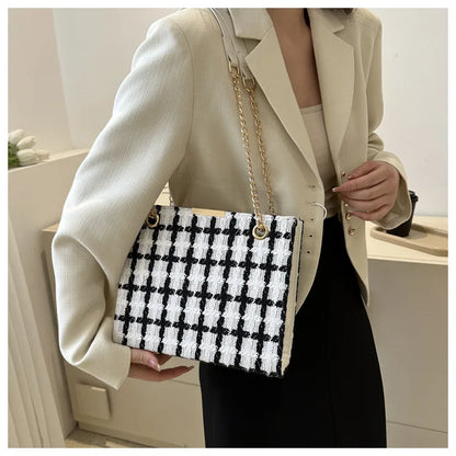 "Bello Sogno" – Designer Wool Crossbody Bag By Enzo Bellari®