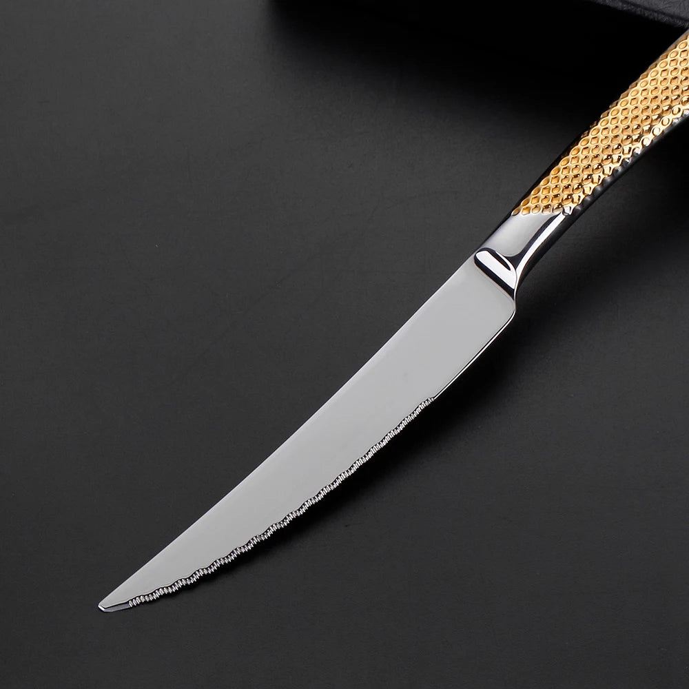 "L’Oro" – Gold-Plated Cutlery Set By Enzo Bellari®