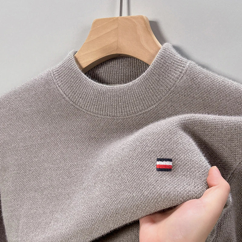 "Aria Serenata" – Embroidered Hoodie Sweater By Enzo Bellari®