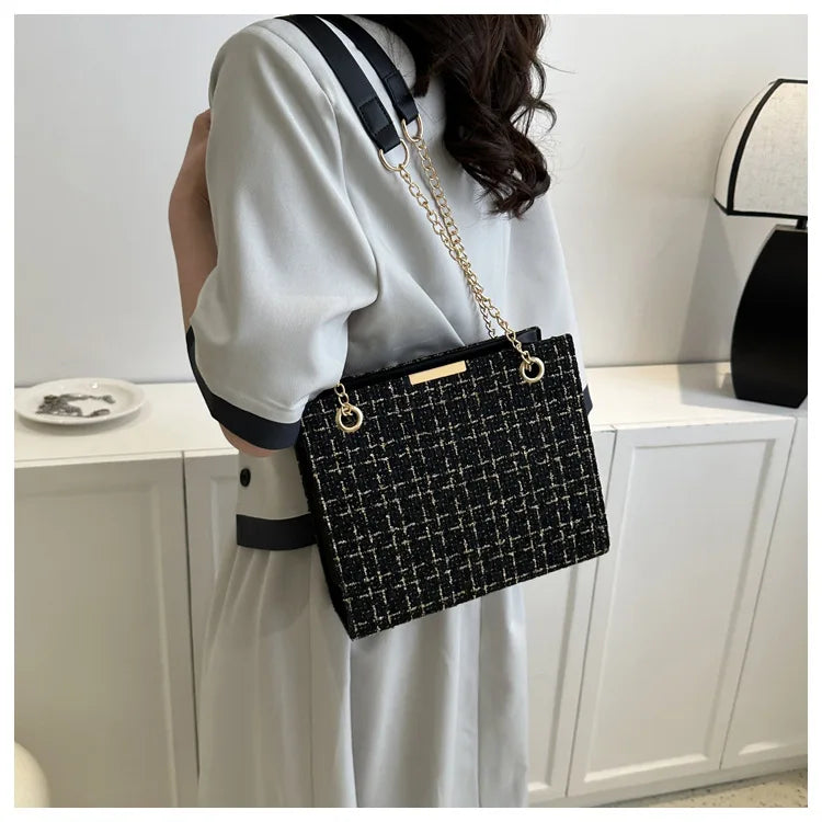 "Bello Sogno" – Designer Wool Crossbody Bag By Enzo Bellari®