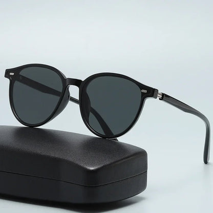 "Vista Piccola" – Oval Fashion Sunglasses By Enzo Bellari®