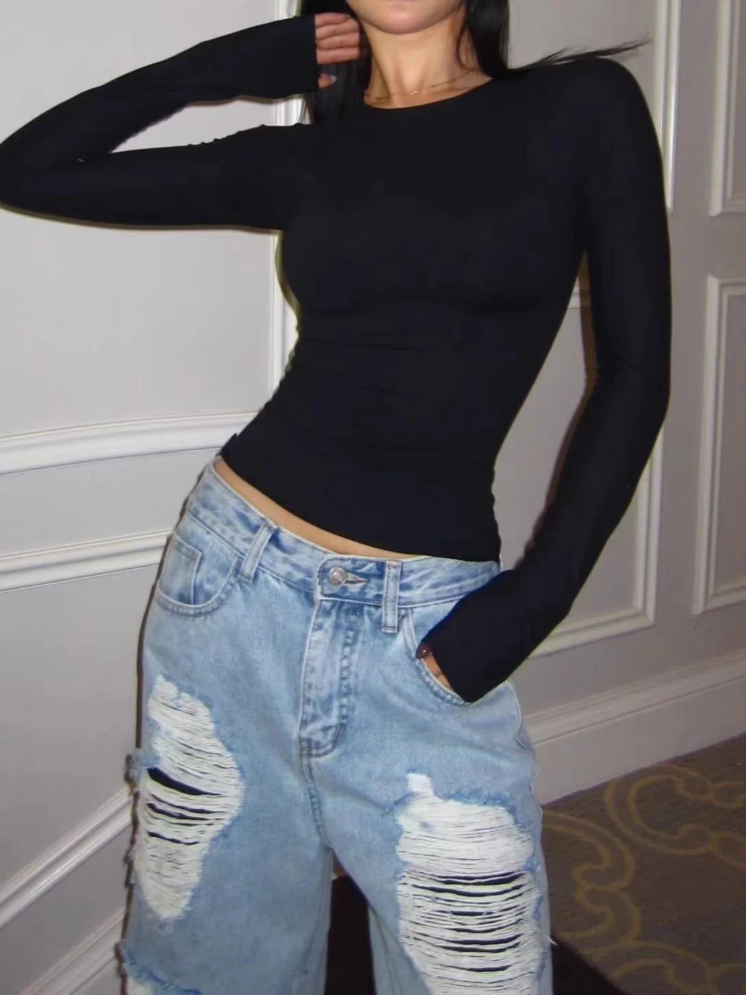 "Forma Sottile" – Slim Long Sleeve Tee By Enzo Bellari®