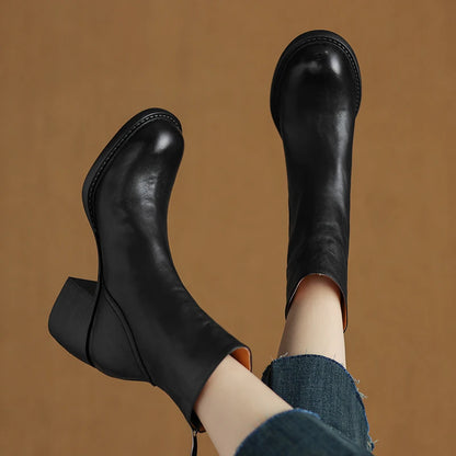 "Tacchi Corti" – Leather Ankle Boots By Enzo Bellari®