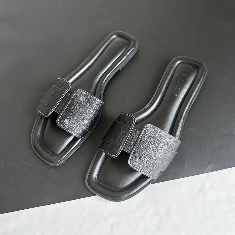 "Spiaggia Moda" – Designer Beach Slippers By Enzo Bellari®