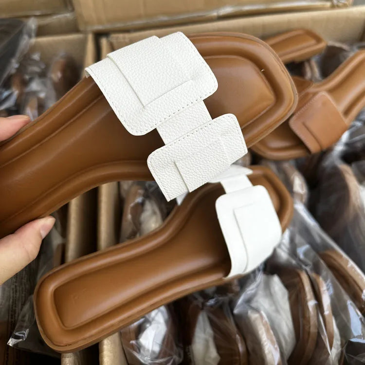 "Spiaggia Moda" – Designer Beach Slippers By Enzo Bellari®