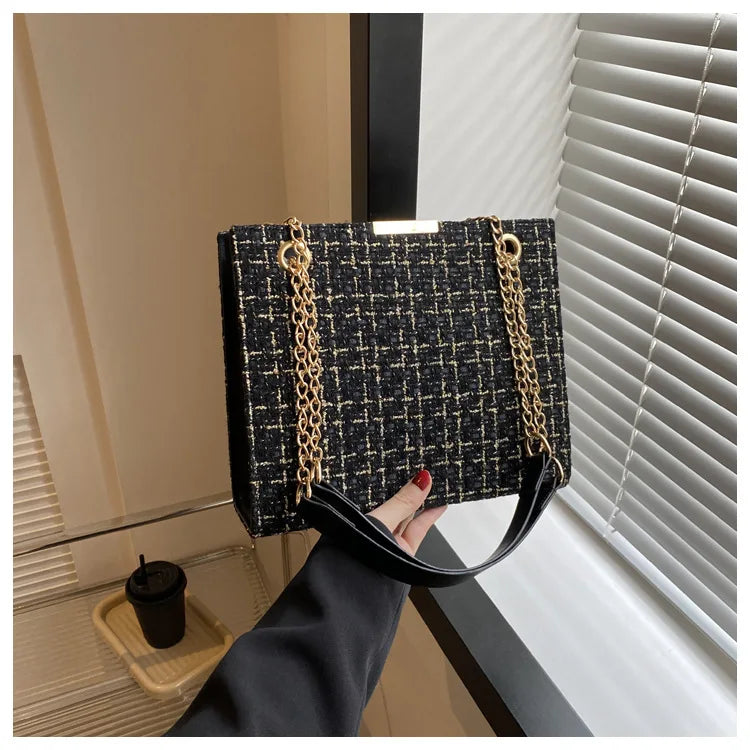 "Bello Sogno" – Designer Wool Crossbody Bag By Enzo Bellari®