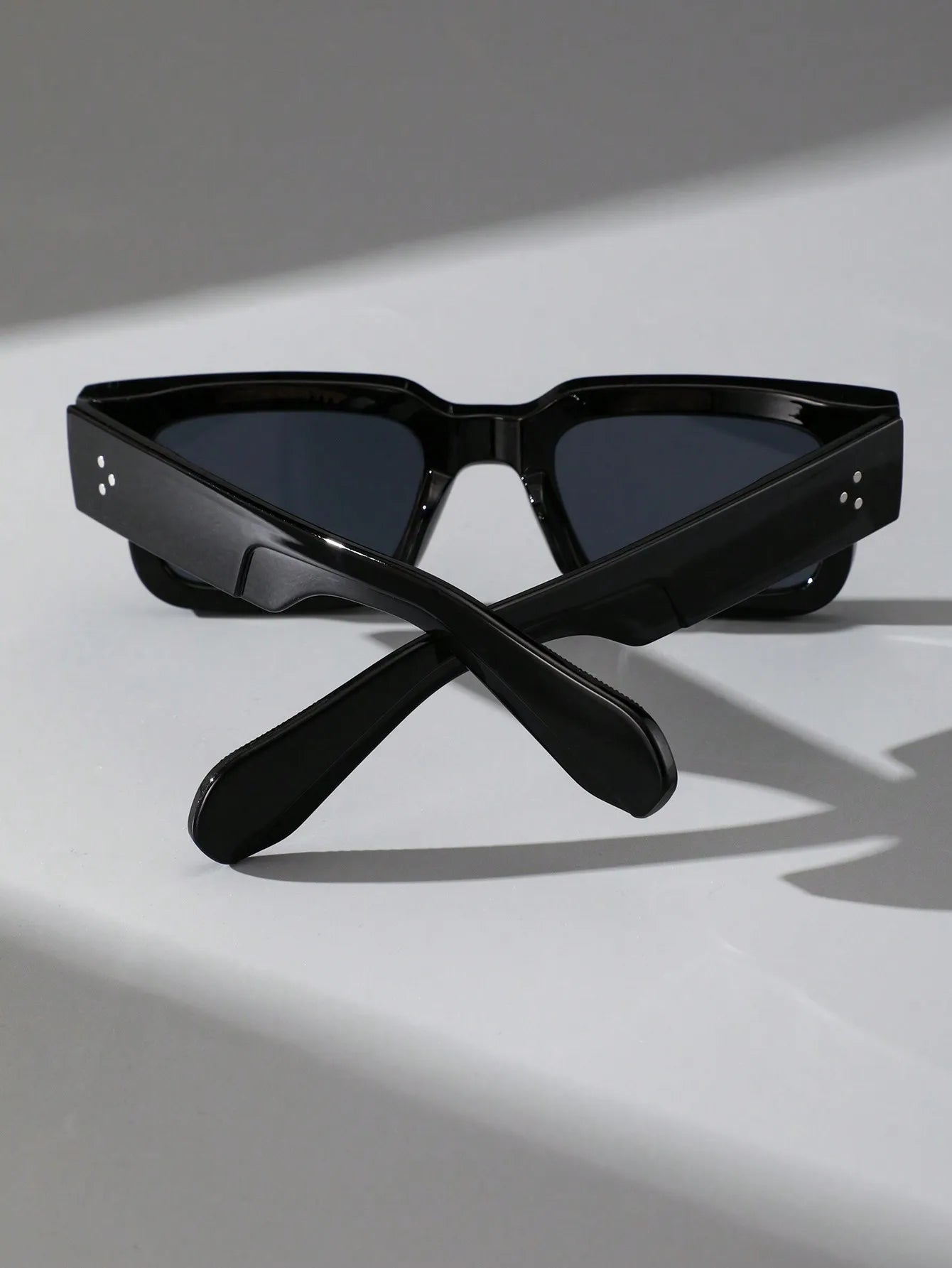 "Luna Dorata" – Classic Square Sunglasses By Enzo Bellari®