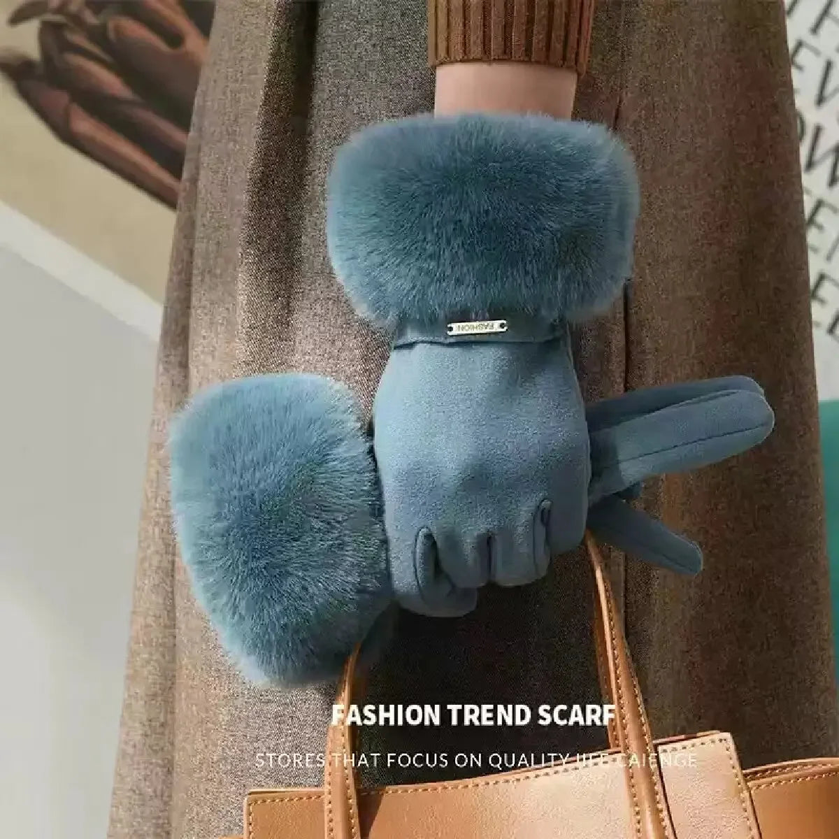 "Velluto Caldo" – Touchscreen Suede Gloves By Enzo Bellari®