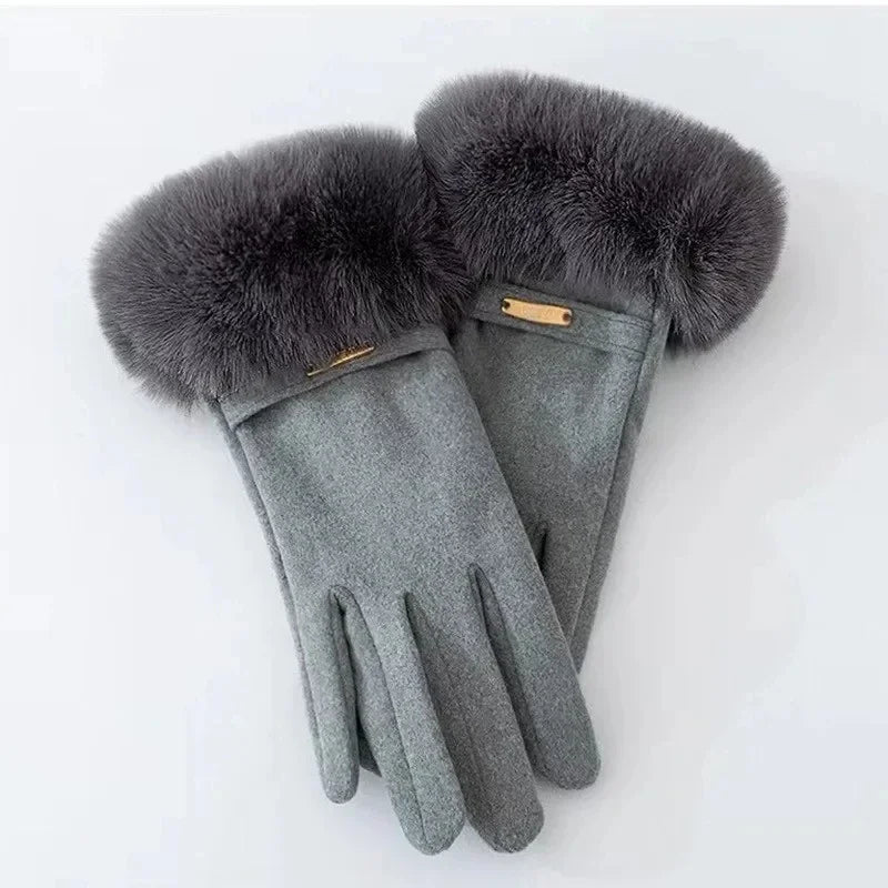 "Velluto Caldo" – Touchscreen Suede Gloves By Enzo Bellari®