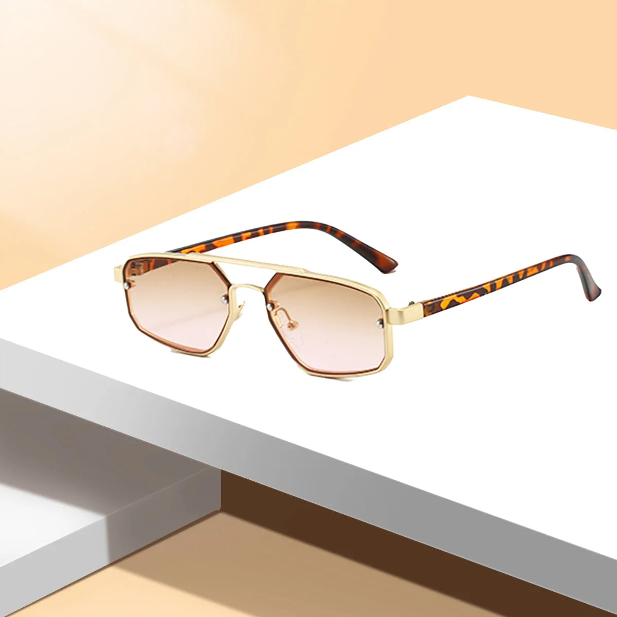 "Vista Retrò" – Vintage Rectangle Sunglasses By Enzo Bellari®