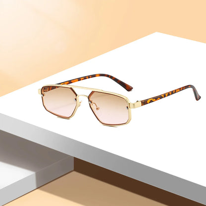 "Vista Retrò" – Vintage Rectangle Sunglasses By Enzo Bellari®