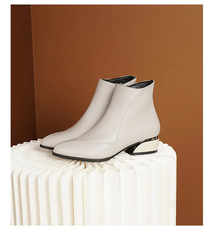 "Tacco Corto" – Pointed Ankle Boots By Enzo Bellari®