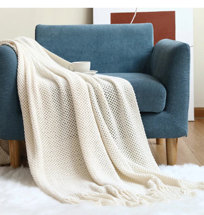 "Dolce Vita" – Nordic Knitted Sofa Blanket By Enzo Bellari®