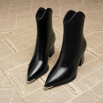 "Tacco Acuto" – Pointed Heel Boots By Enzo Bellari®