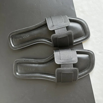 "Spiaggia Moda" – Designer Beach Slippers By Enzo Bellari®