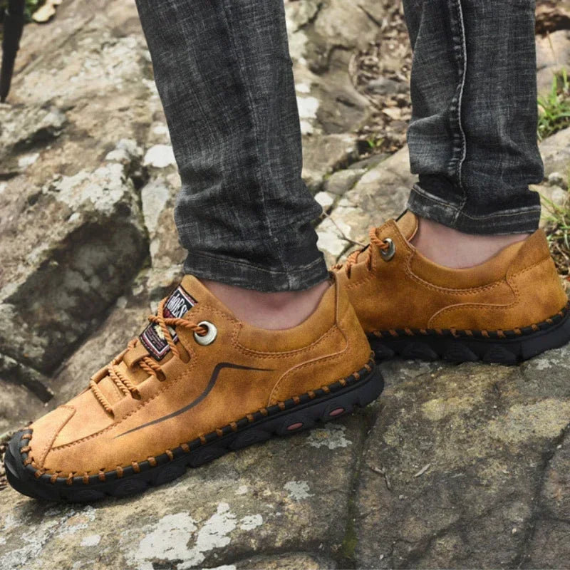 "Vera Luce" – Stitching Low-Cut Boots By Enzo Bellari®