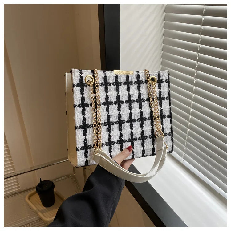 "Bello Sogno" – Designer Wool Crossbody Bag By Enzo Bellari®