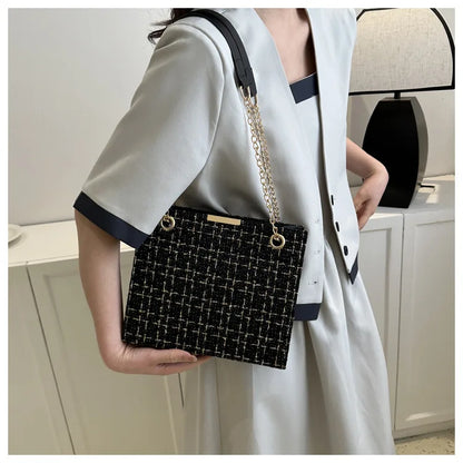 "Bello Sogno" – Designer Wool Crossbody Bag By Enzo Bellari®