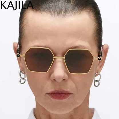 "L’Esagono" – Vintage Sunglasses By Enzo Bellari®