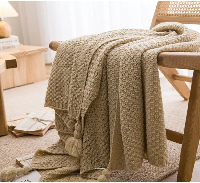"Vento Lieve" – Chunky Knit Throw Blanket By Enzo Bellari®