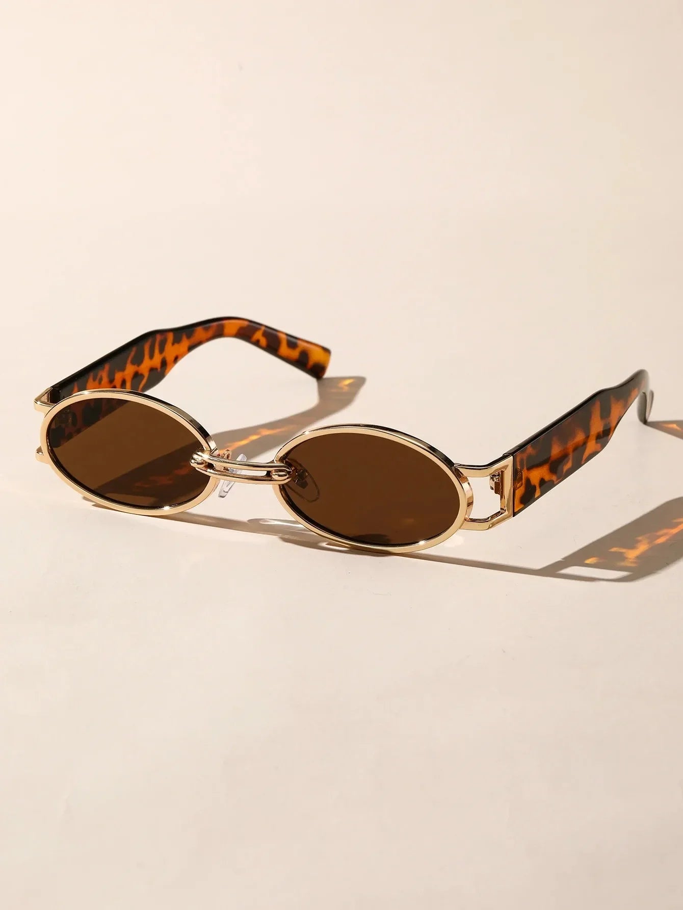 "Ovale Punk" – Vintage Oval Sunglasses By Enzo Bellari®