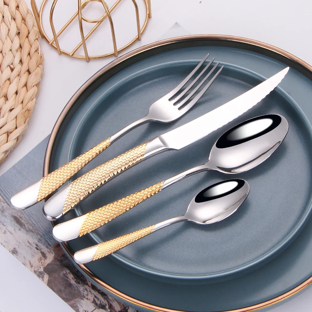 "L’Oro" – Gold-Plated Cutlery Set By Enzo Bellari®