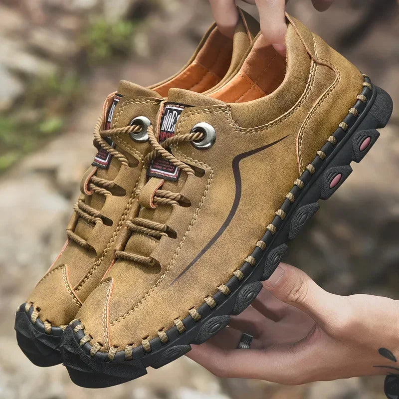 "Vera Luce" – Stitching Low-Cut Boots By Enzo Bellari®