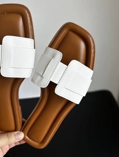 "Spiaggia Moda" – Designer Beach Slippers By Enzo Bellari®