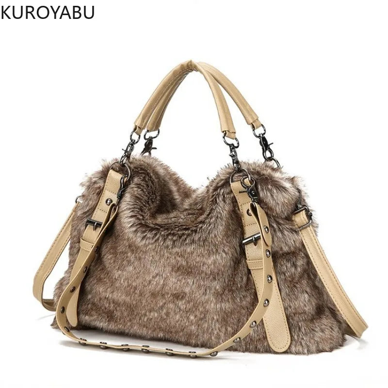 "Borsa Morbida" – Faux Fur Handbag By Enzo Bellari®