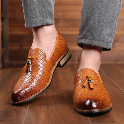 "Alto Vento" – Fringe Leather Loafers