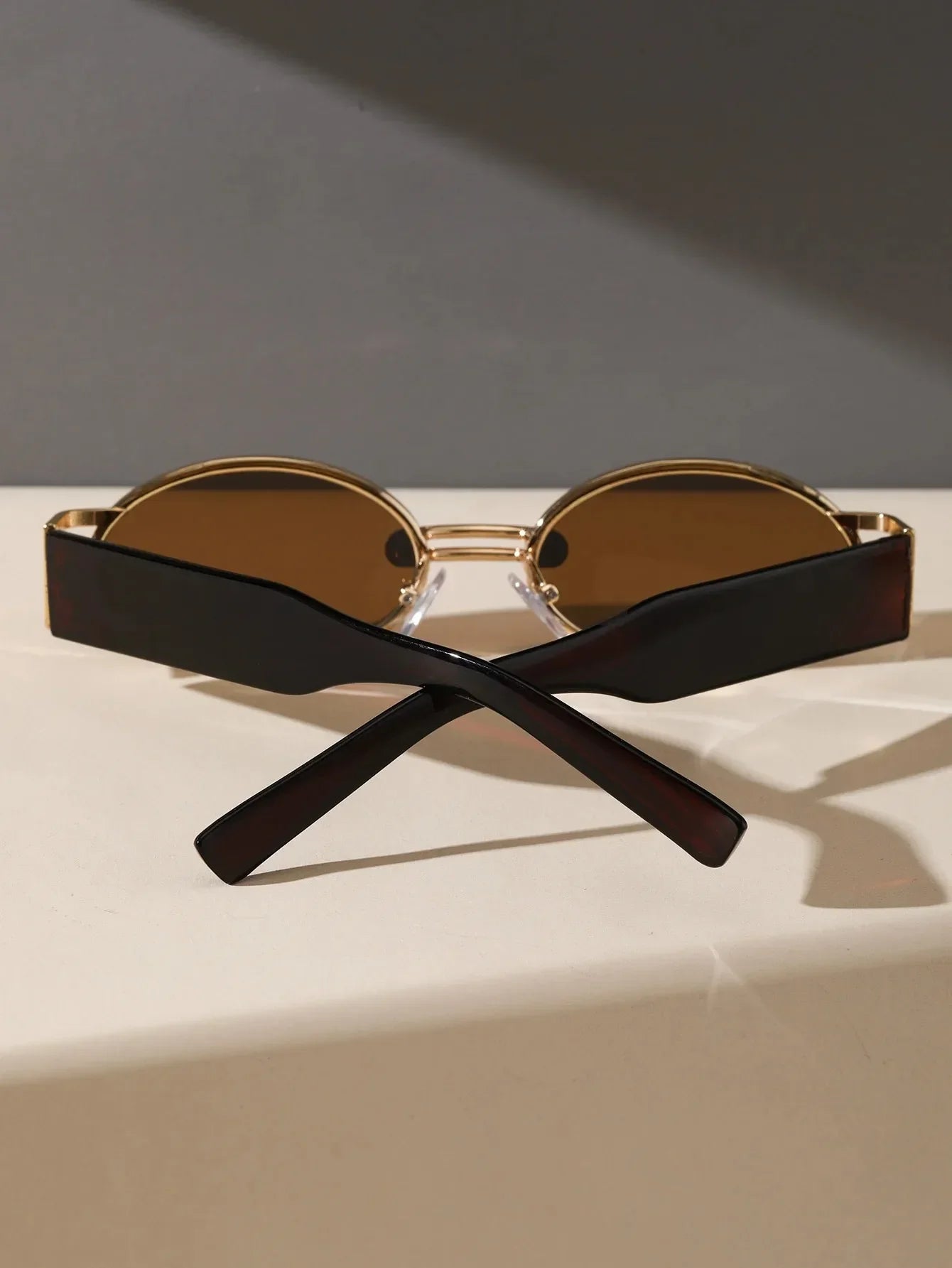 "Ovale Punk" – Vintage Oval Sunglasses By Enzo Bellari®