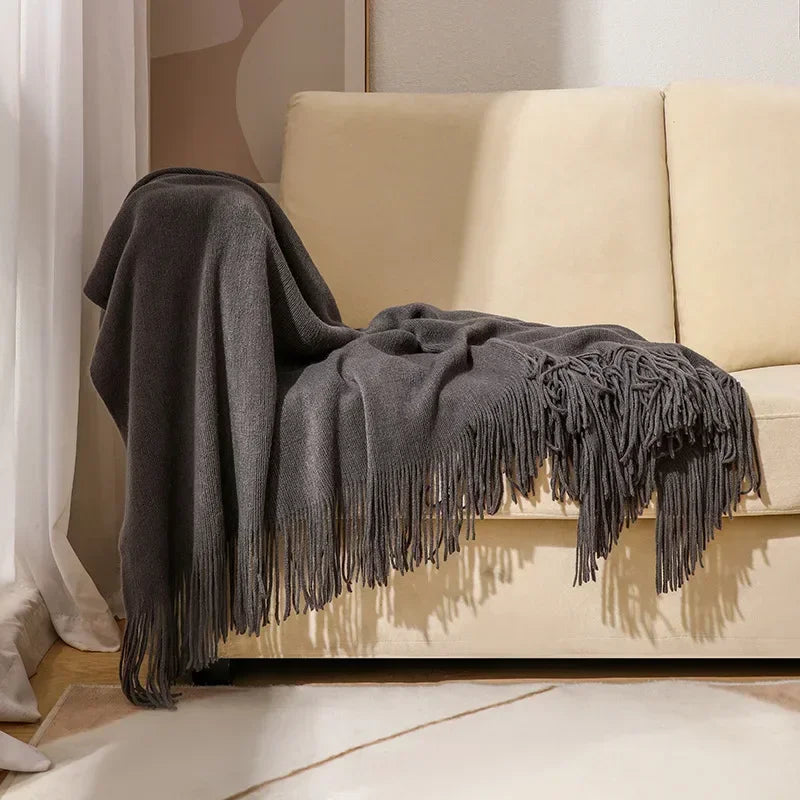 "Dolce Vita" – Nordic Knitted Sofa Blanket By Enzo Bellari®