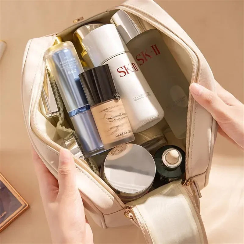 "Spazio Chic" – Leather Makeup Bag By Enzo Bellari®