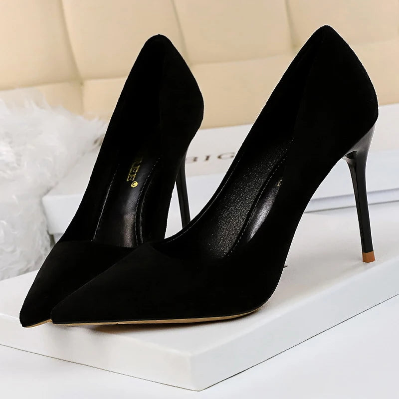 "Luce di Mare" – Suede Pointed Toe Heels By Enzo Bellari®