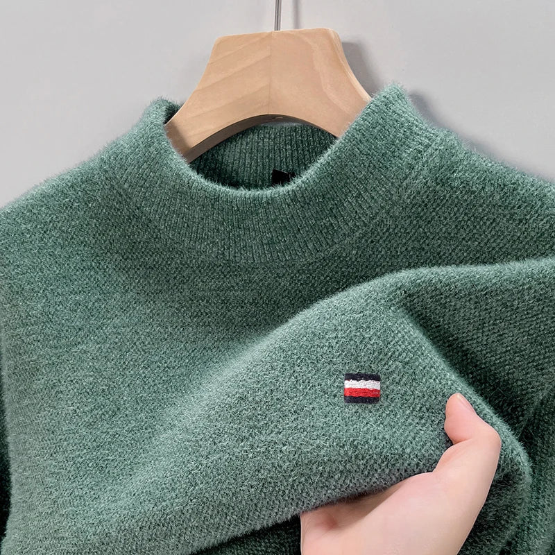 "Aria Serenata" – Embroidered Hoodie Sweater By Enzo Bellari®