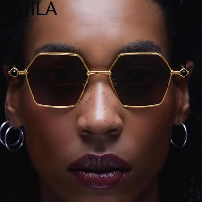 "L’Esagono" – Vintage Sunglasses By Enzo Bellari®